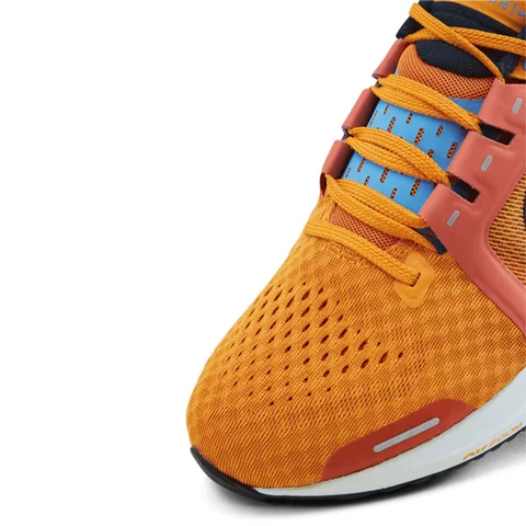 کفش نایکی ایر زوم وومرو 16 Air Zoom Vomero